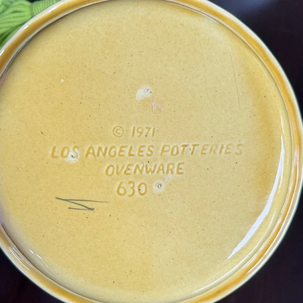 Los Angeles Potteries Pumpkin Pie Dish